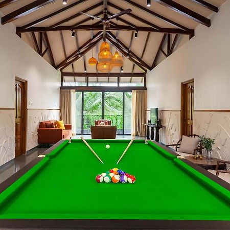 Villa Sereno By Stayvista - An Elegant And Entertaining Retreat Featuring A Swimming Pool, Outdoor Jacuzzi, Modern Interiors, And A Snooker Table 알리바그 외부 사진