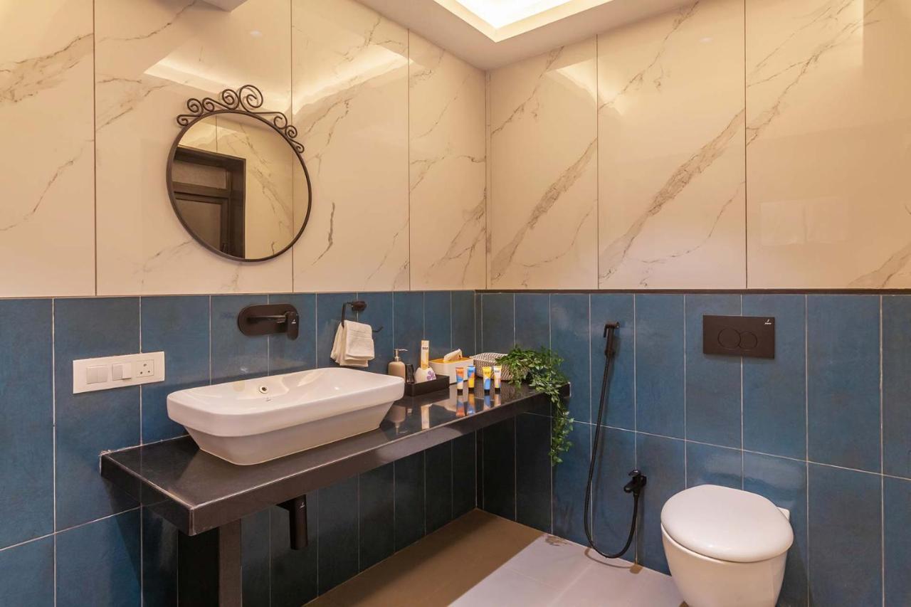 Villa Sereno By Stayvista - An Elegant And Entertaining Retreat Featuring A Swimming Pool, Outdoor Jacuzzi, Modern Interiors, And A Snooker Table 알리바그 외부 사진