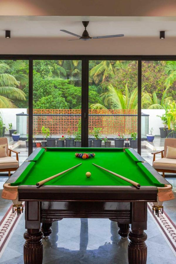 Villa Sereno By Stayvista - An Elegant And Entertaining Retreat Featuring A Swimming Pool, Outdoor Jacuzzi, Modern Interiors, And A Snooker Table 알리바그 외부 사진